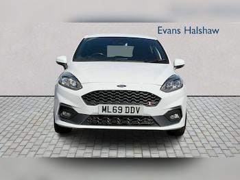 Used Ford Fiesta 2019 for sale - 79109444: Photo