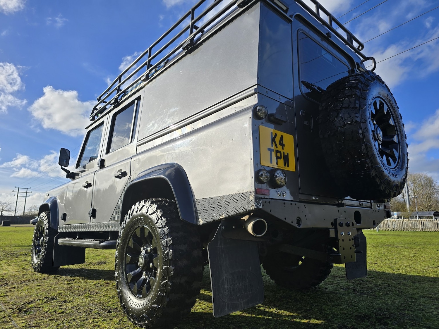 Used Land Rover Defender 2014 for sale - 77264470: Photo 11
