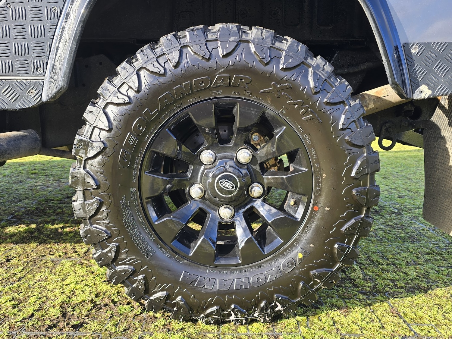 Used Land Rover Defender 2014 for sale - 77264470: Photo 15