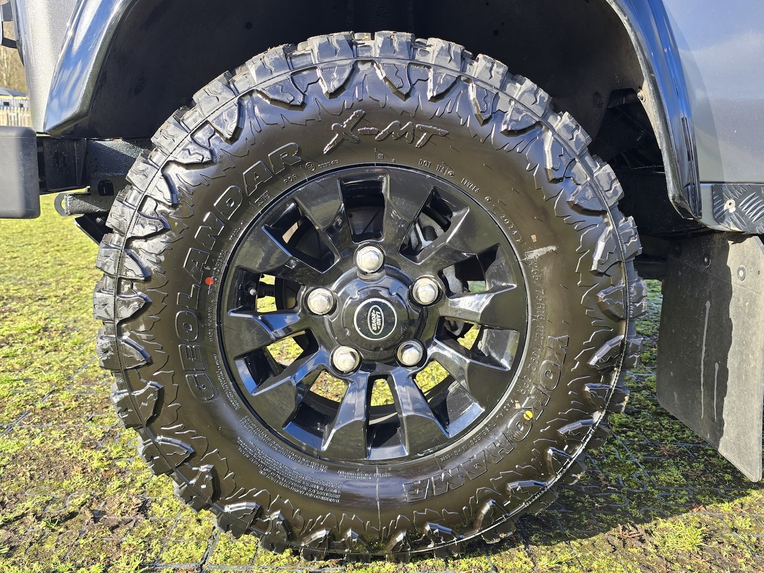 Used Land Rover Defender 2014 for sale - 77264470: Photo 16