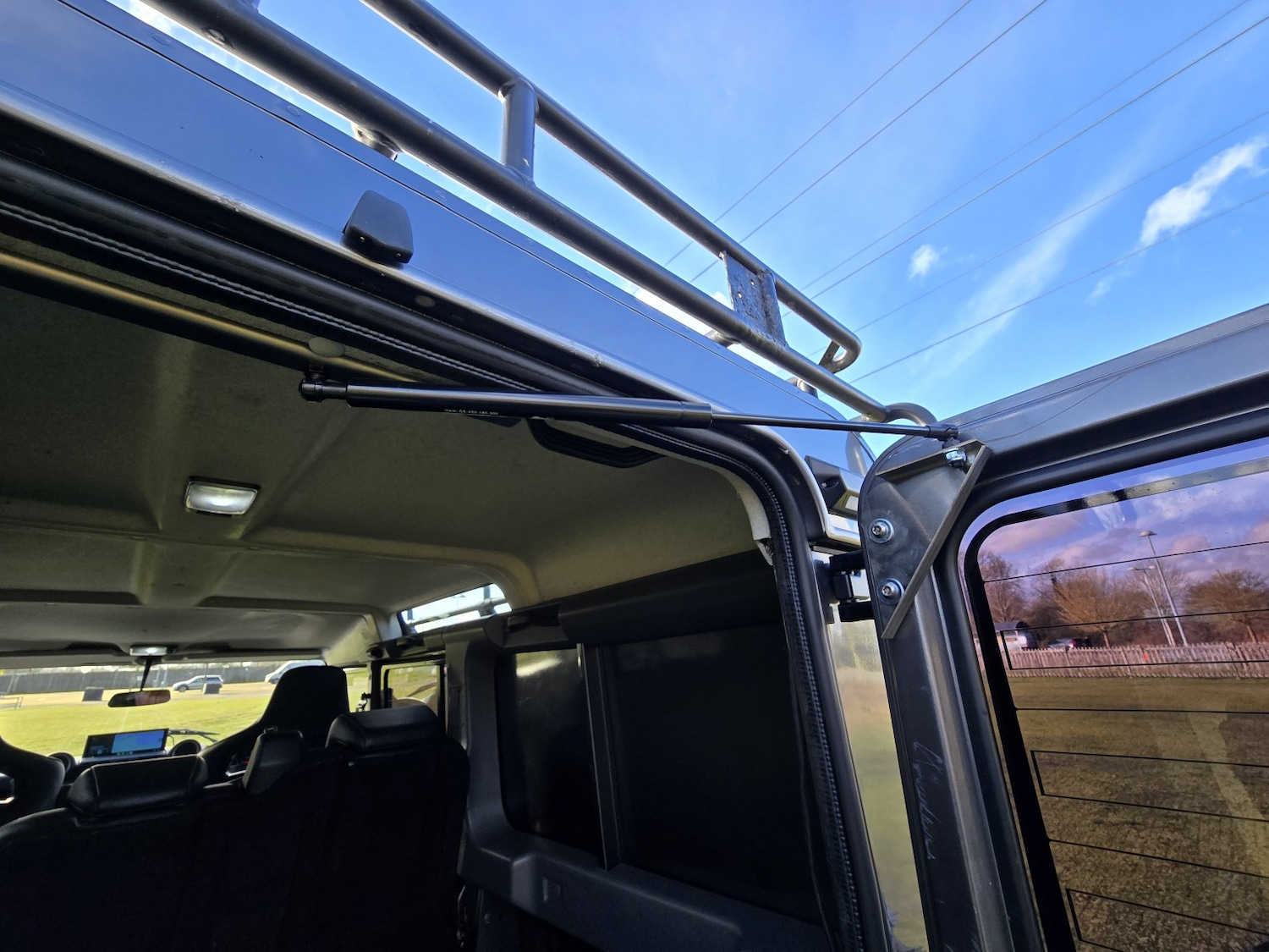 Used Land Rover Defender 2014 for sale - 77264470: Photo 21