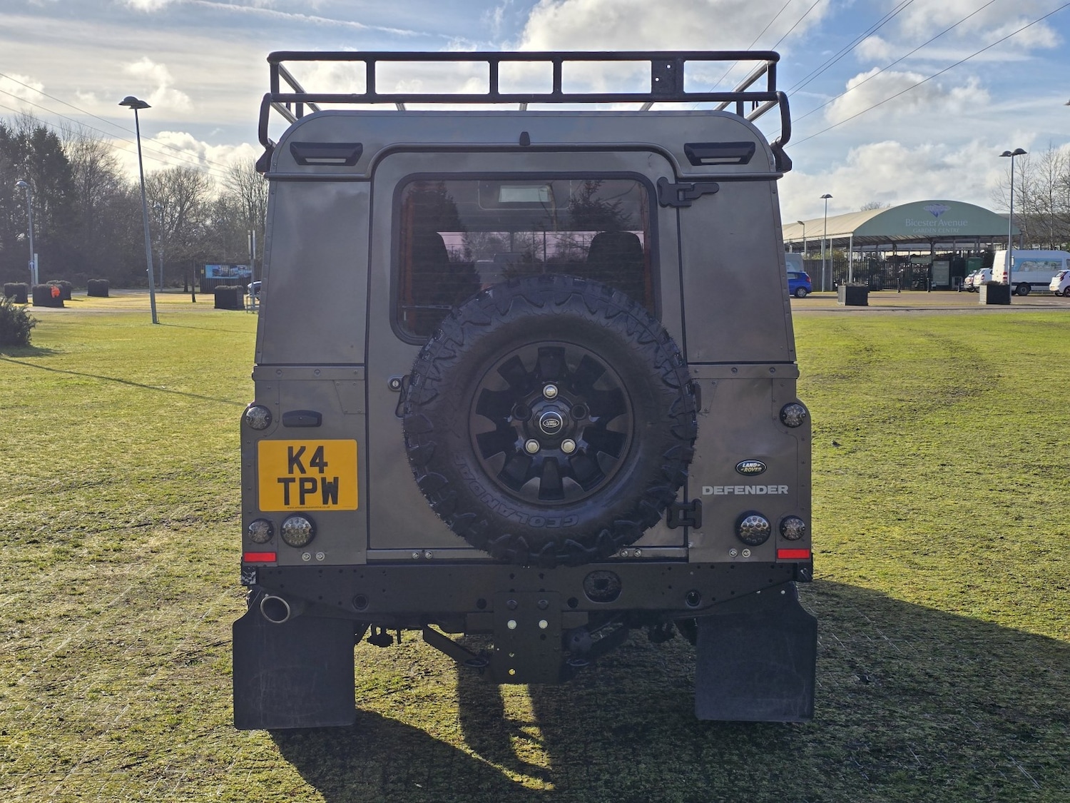 Used Land Rover Defender 2014 for sale - 77264470: Photo 4