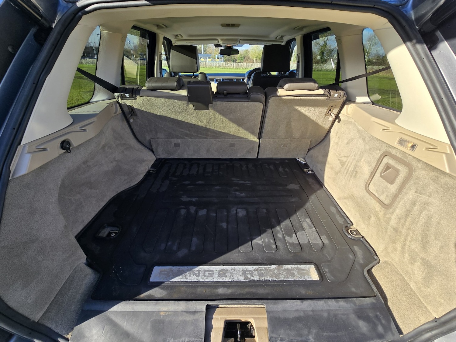 Used Land Rover Range Rover Sport 2012 for sale - 77228240: Photo 23