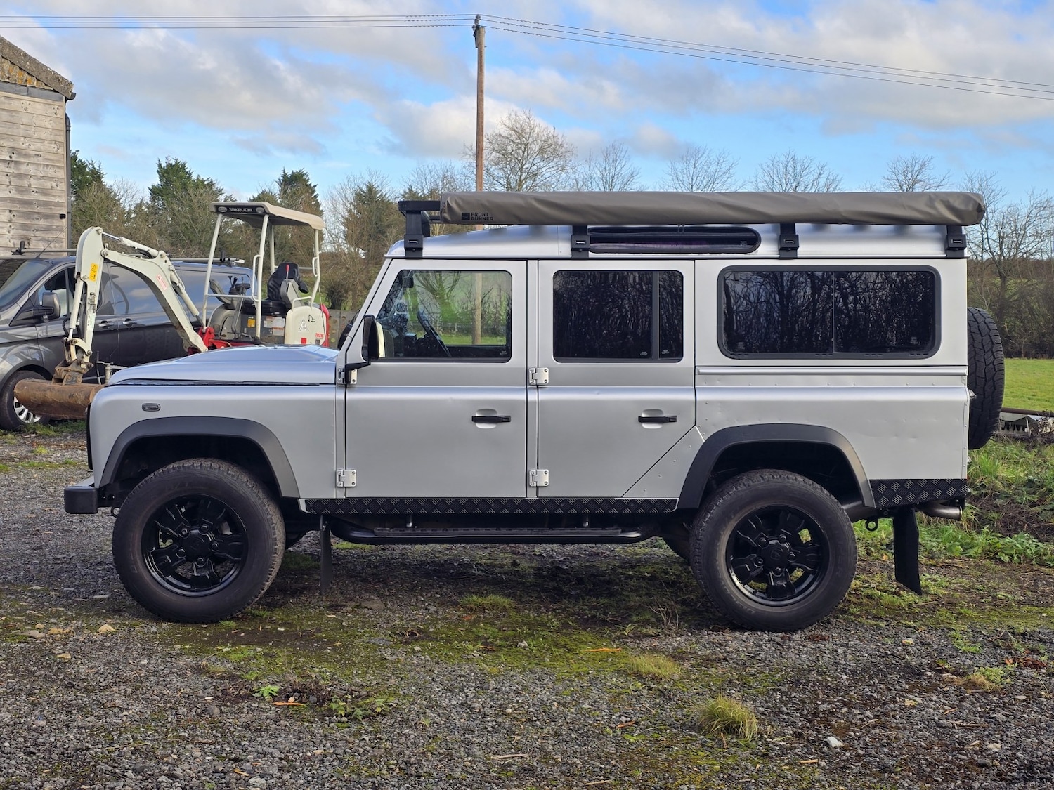 Used Land Rover Defender 2013 for sale - 76974434: Photo 2