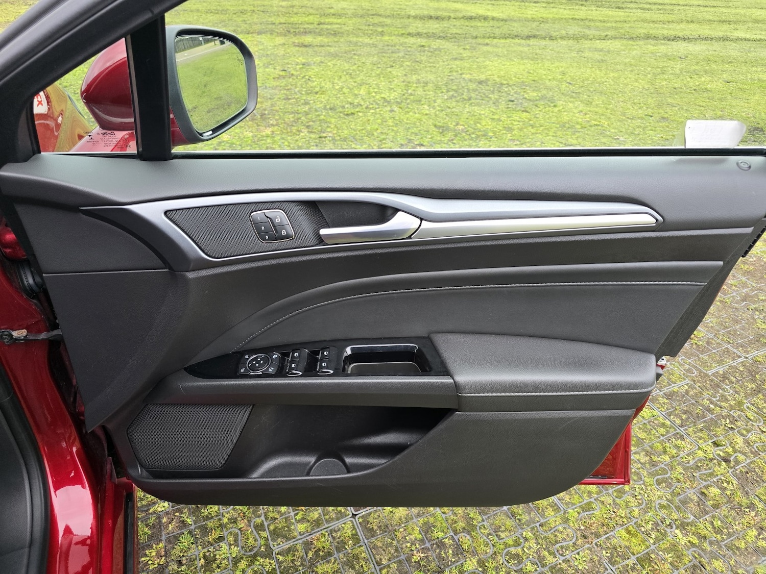 Used Ford Mondeo 2016 for sale - 77251251: Photo 24