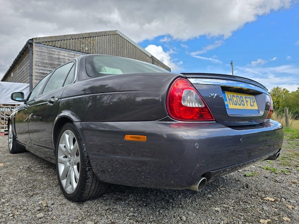 Used Jaguar XJ 2008 for sale - 75767187: Photo 11
