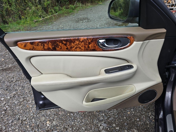 Used Jaguar XJ 2008 for sale - 75767187: Photo 17