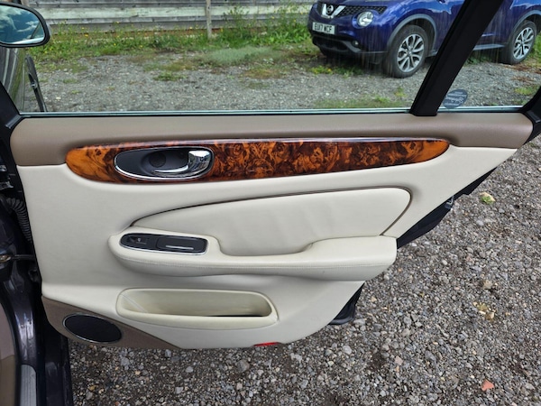 Used Jaguar XJ 2008 for sale - 75767187: Photo 22