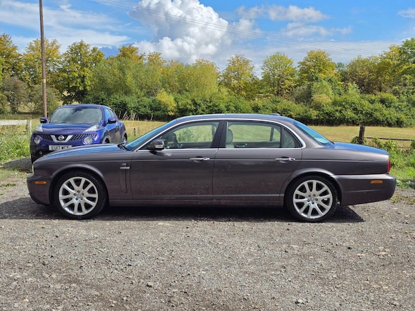 Used Jaguar XJ 2008 for sale - 75767187: Photo 2