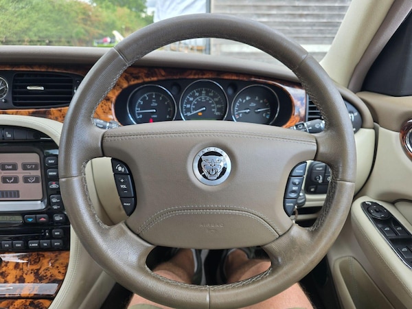 Used Jaguar XJ 2008 for sale - 75767187: Photo 31