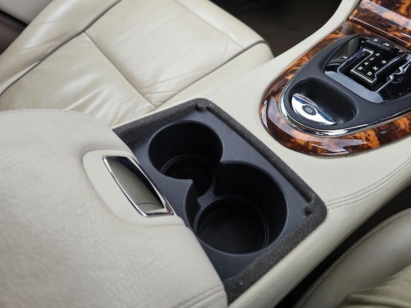 Used Jaguar XJ 2008 for sale - 75767187: Photo 33