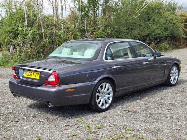 Used Jaguar XJ 2008 for sale - 75767187: Photo 5