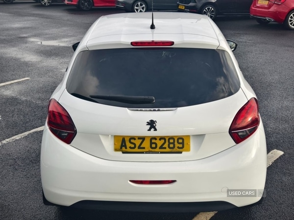 Used Peugeot 208 2017 for sale - 77009110: Photo 10
