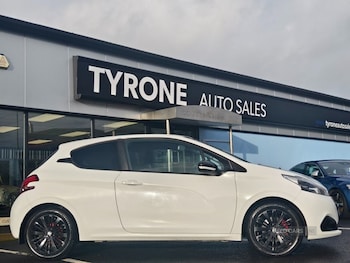 Used Peugeot 208 2017 for sale - 77009110: Photo