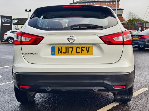 Used Nissan Qashqai 2017 for sale - 76574021: Photo 2