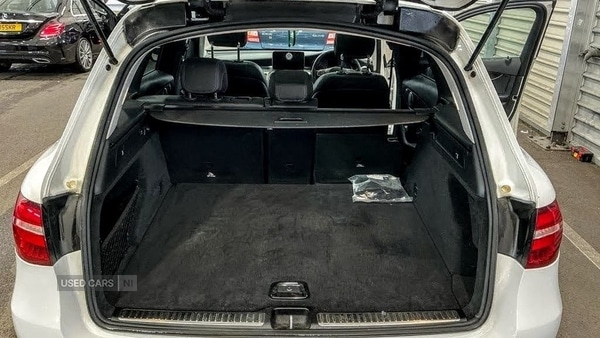 Used Mercedes-Benz GLC 2017 for sale - 78101805: Photo 8