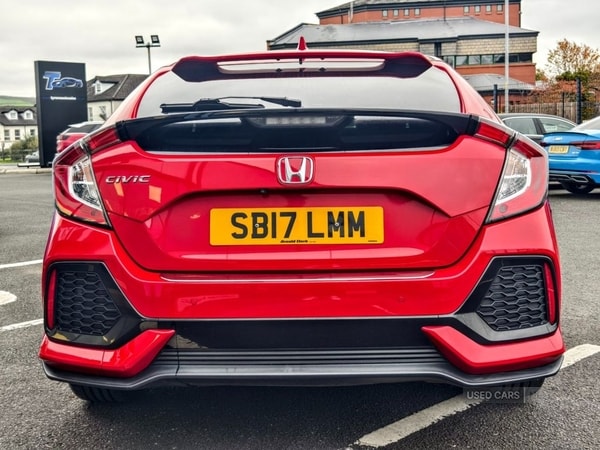Used Honda Civic 2017 for sale - 76248270: Photo 2