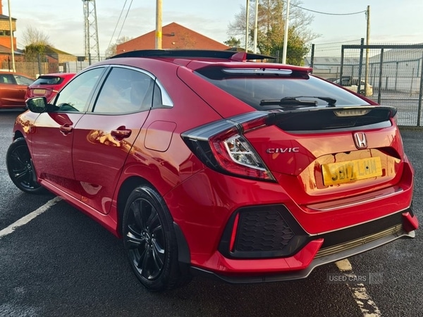 Used Honda Civic 2017 for sale - 76248270: Photo 3