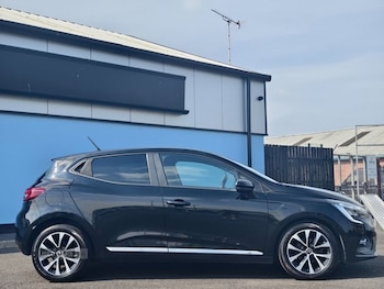 Used Renault Clio 2020 for sale - 75942285: Photo