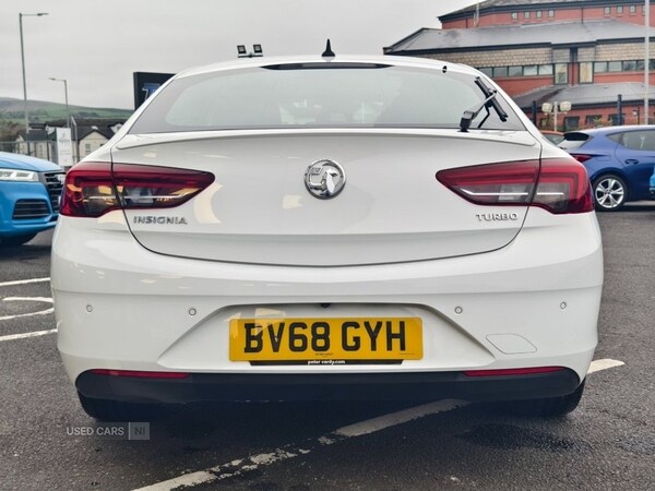 Used Vauxhall Insignia 2018 for sale - 76308237: Photo 2
