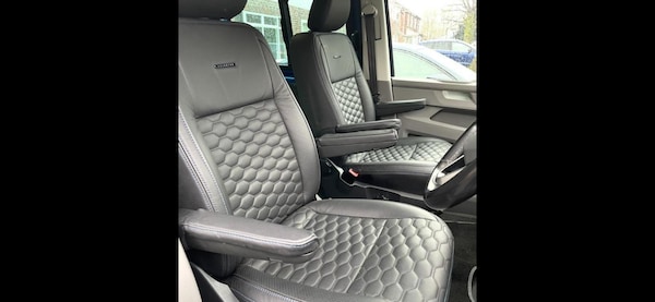 Used Volkswagen Transporter 2020 for sale - 75673237: Photo 9