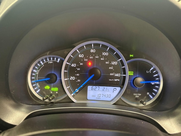Used Toyota Yaris 2014 for sale - 76227125: Photo 31