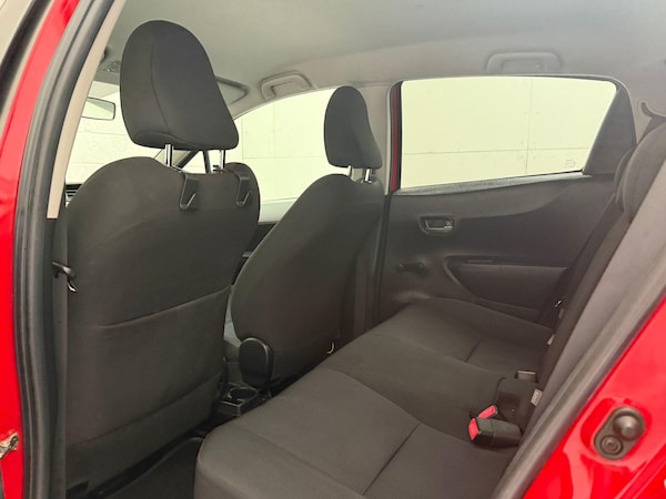 Used Toyota Yaris 2014 for sale - 76227125: Photo 38