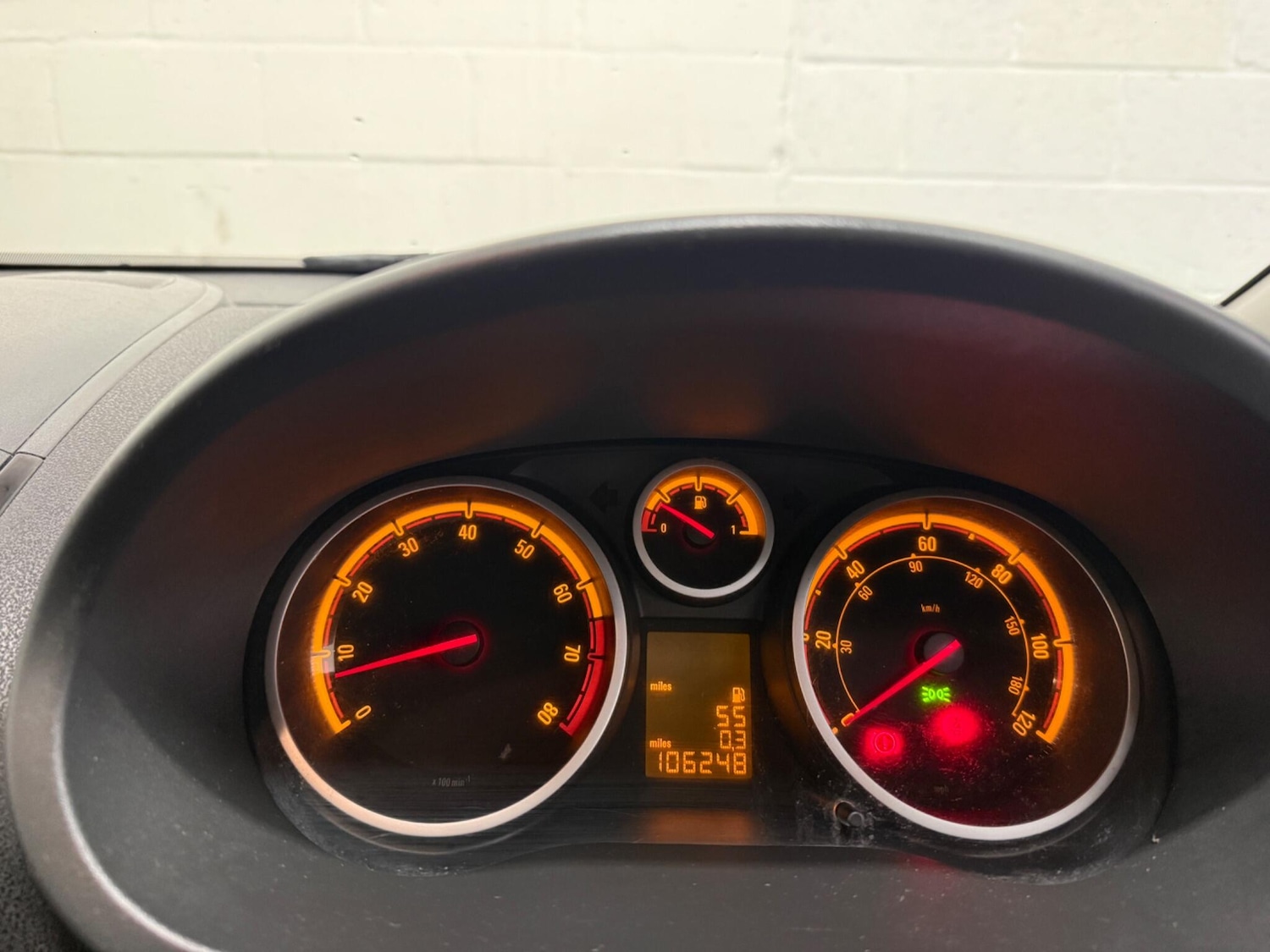 Used Vauxhall Corsa 2012 for sale - 77101946: Photo 28