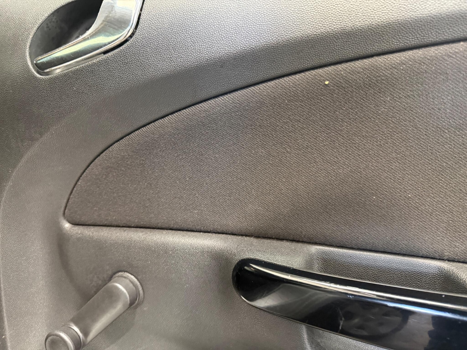 Used Vauxhall Corsa 2012 for sale - 77101946: Photo 47