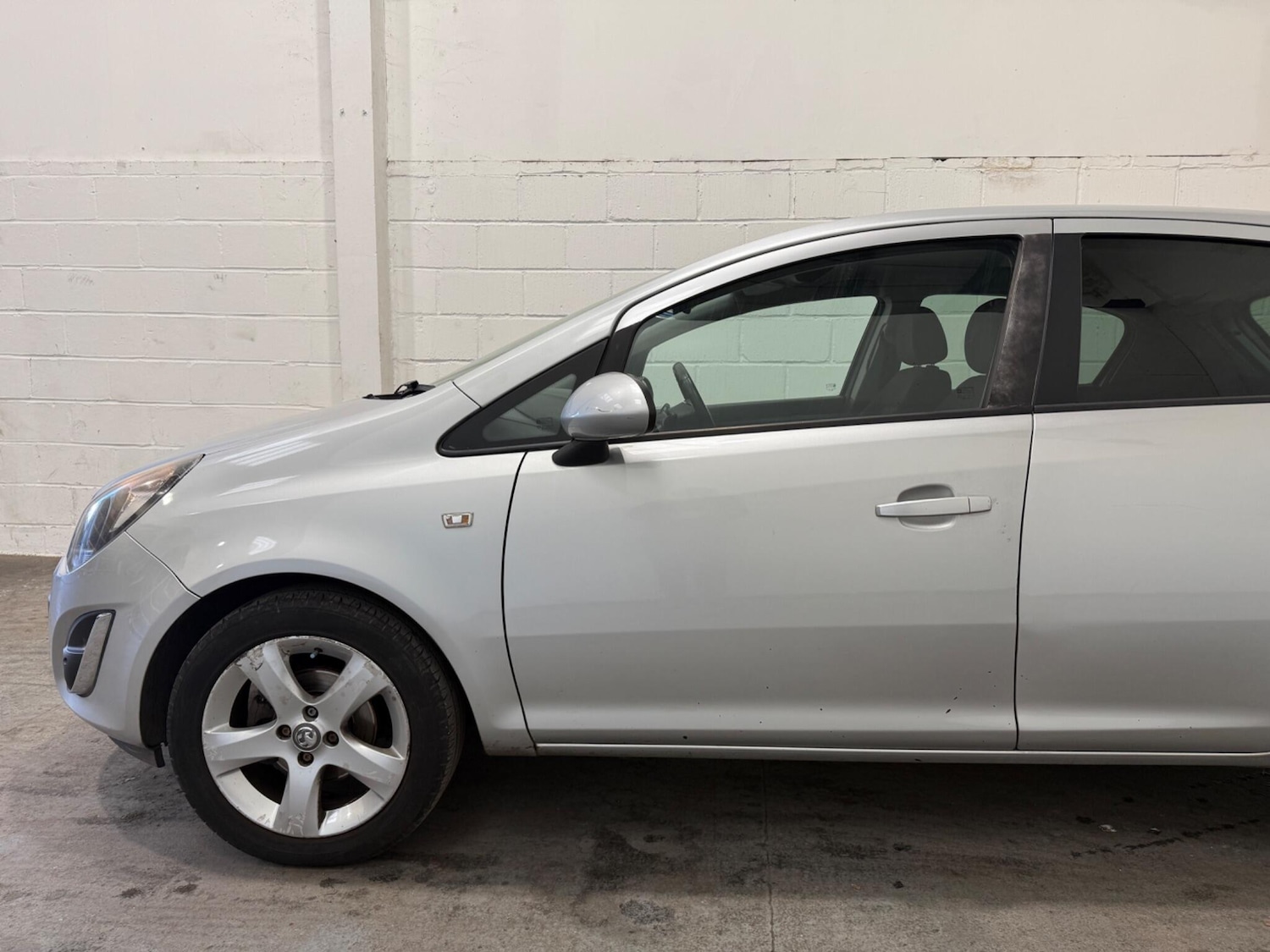 Used Vauxhall Corsa 2012 for sale - 77101946: Photo 6