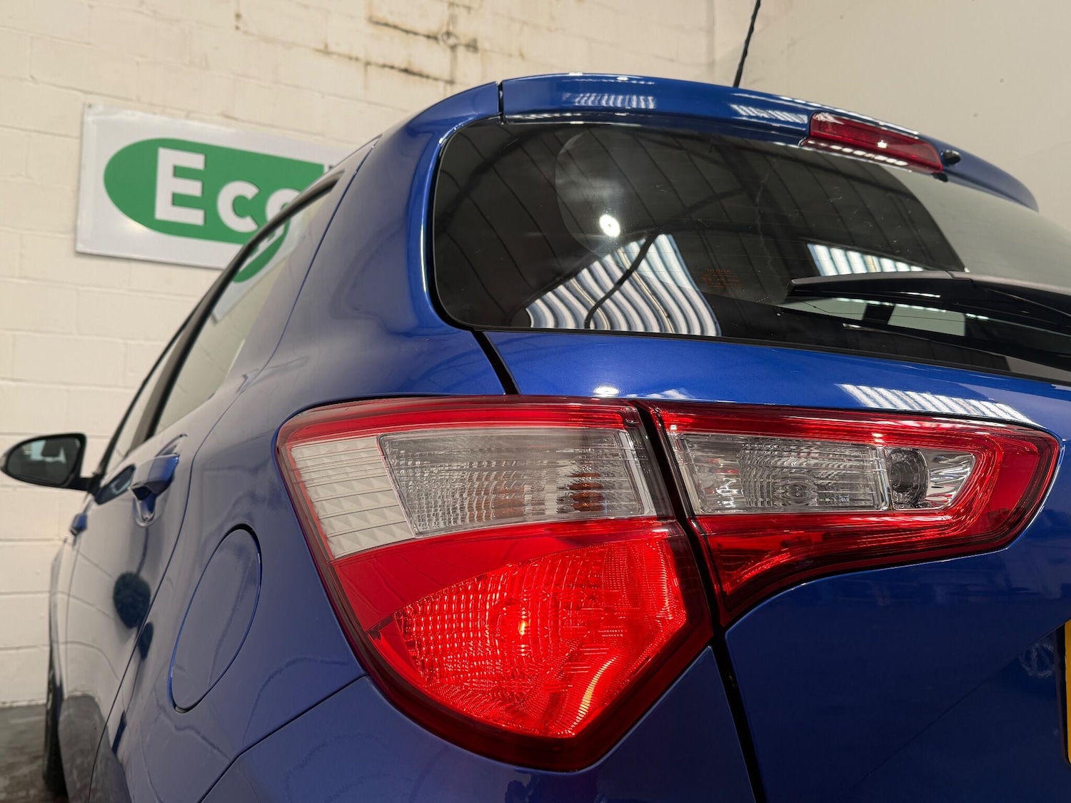 Used Toyota Yaris 2019 for sale - 76370872: Photo 18
