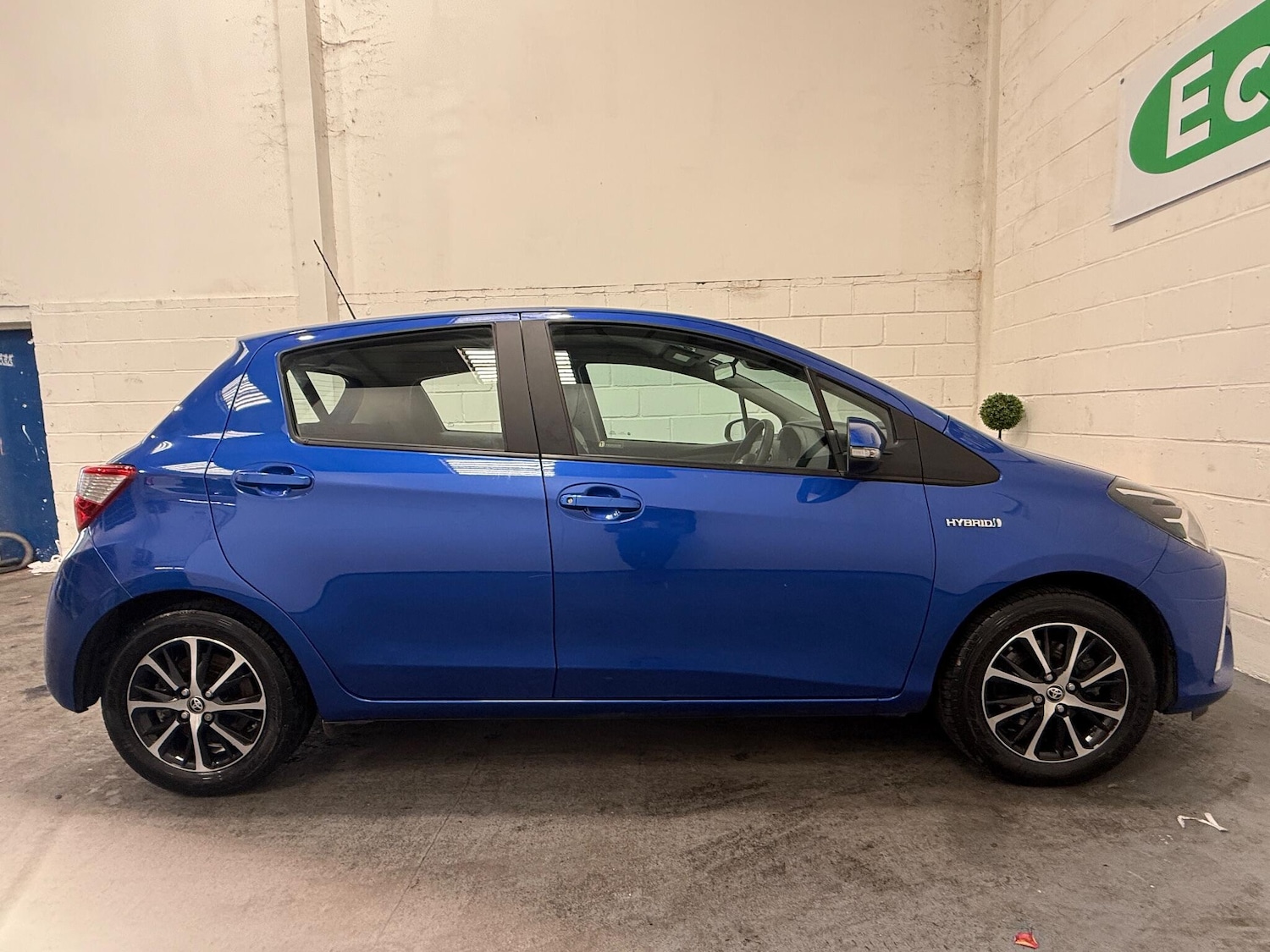 Used Toyota Yaris 2019 for sale - 76370872: Photo 24