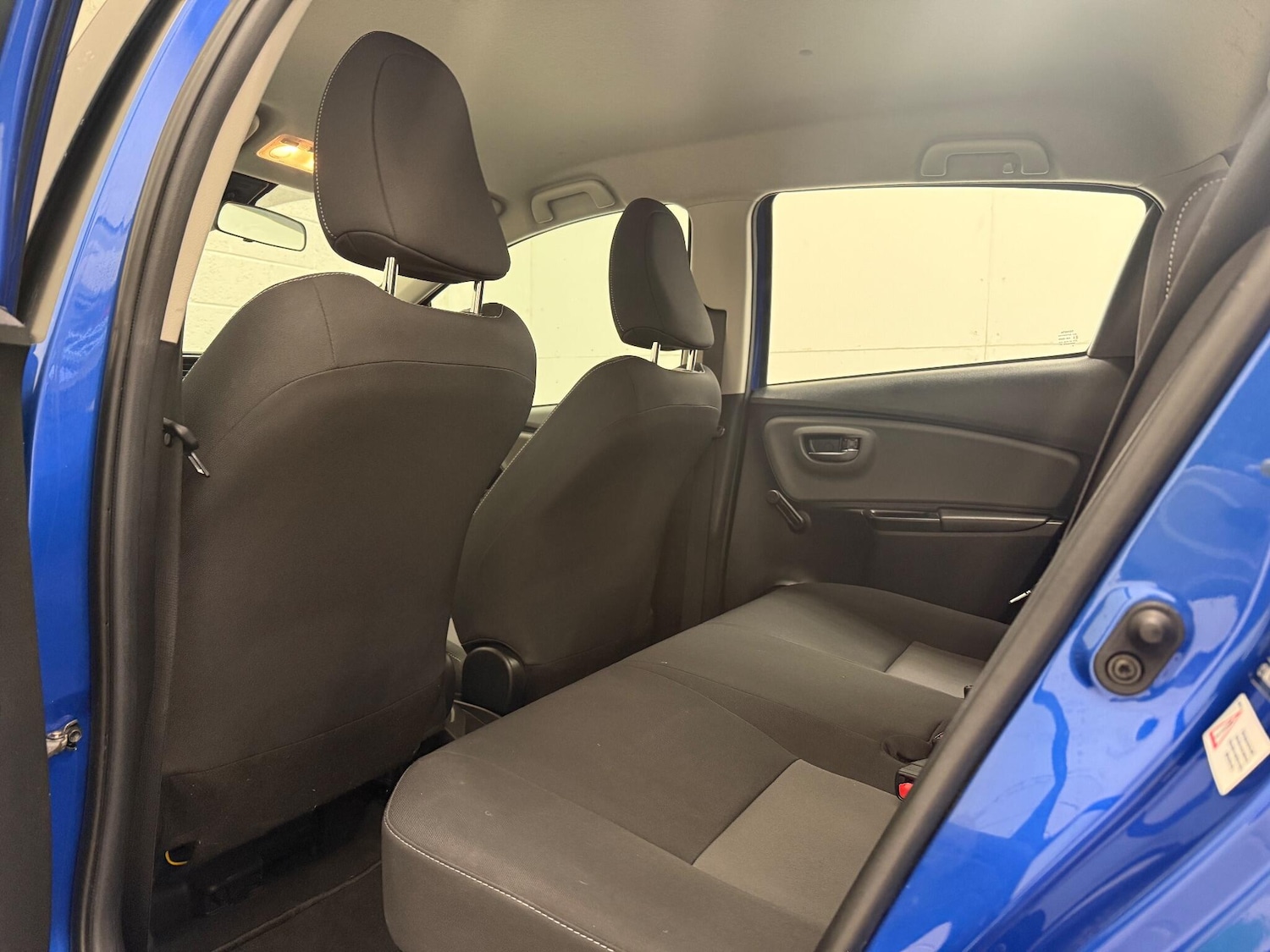 Used Toyota Yaris 2019 for sale - 76370872: Photo 38