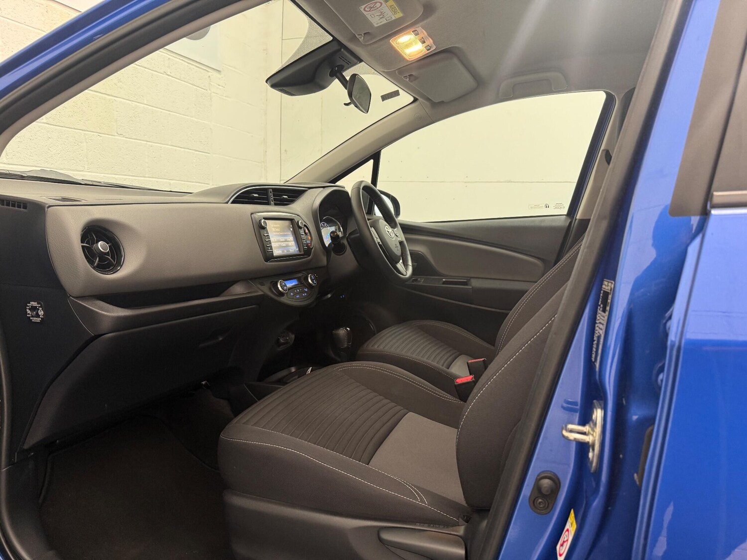 Used Toyota Yaris 2019 for sale - 76370872: Photo 40
