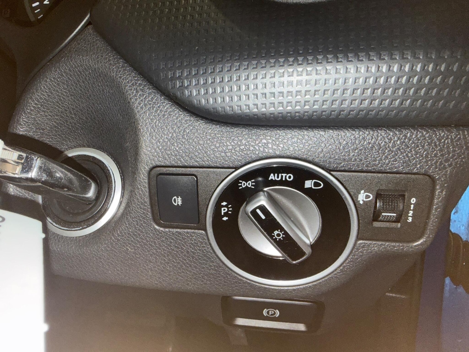 Used Mercedes-Benz A-Class 2013 for sale - 76771801: Photo 26