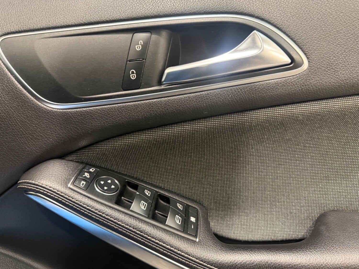 Used Mercedes-Benz A-Class 2013 for sale - 76771801: Photo 27