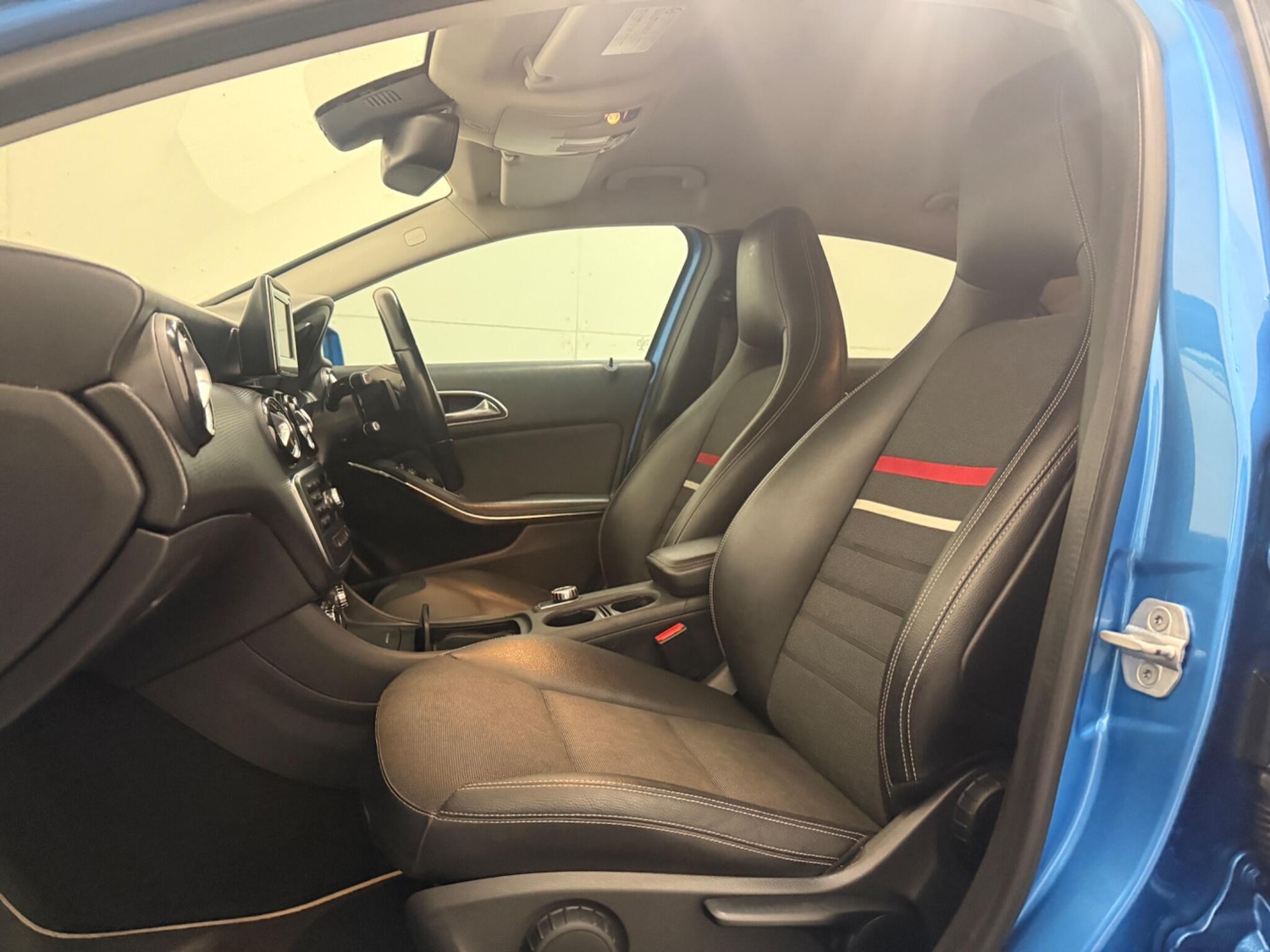 Used Mercedes-Benz A-Class 2013 for sale - 76771801: Photo 34