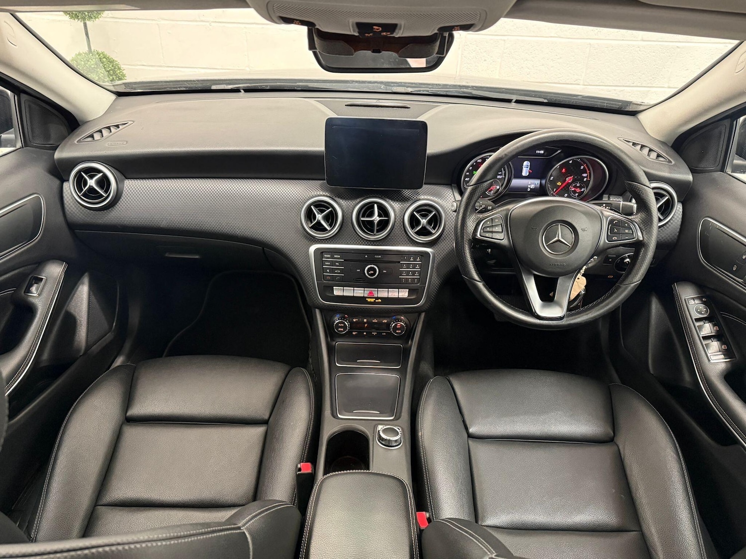 Used Mercedes-Benz A-Class 2016 for sale - 76988553: Photo 33