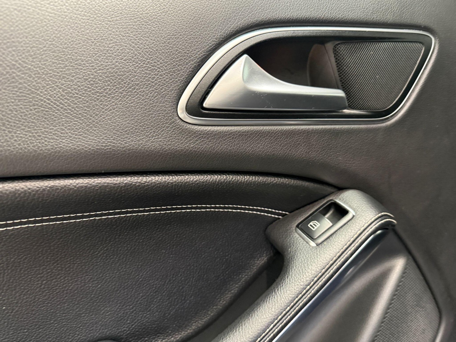 Used Mercedes-Benz A-Class 2016 for sale - 76988553: Photo 39