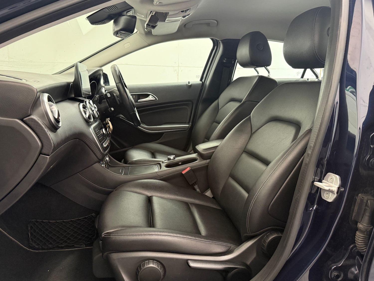 Used Mercedes-Benz A-Class 2016 for sale - 76988553: Photo 43