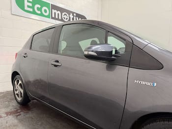 Used Toyota Yaris 2017 for sale - 79723969: Photo