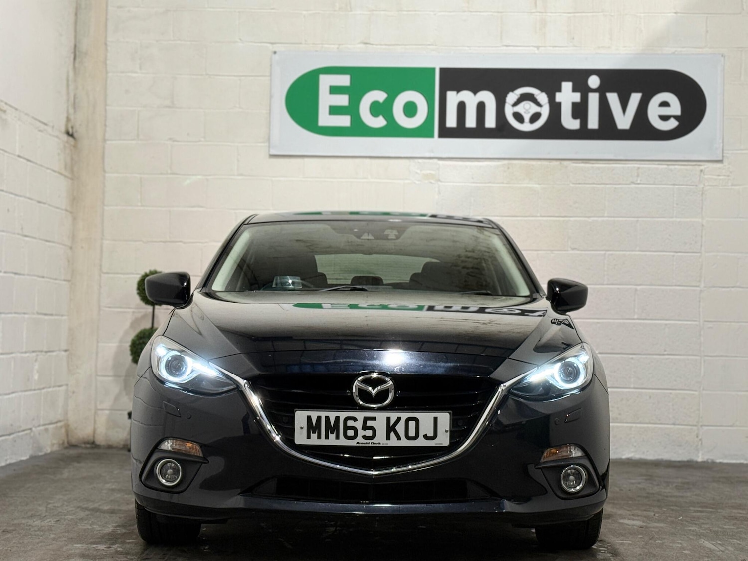 Used Mazda Mazda3 2015 for sale - 77255025: Photo 2