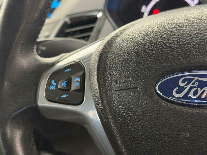 Used Ford Fiesta 2013 for sale - 77625235: Photo 25