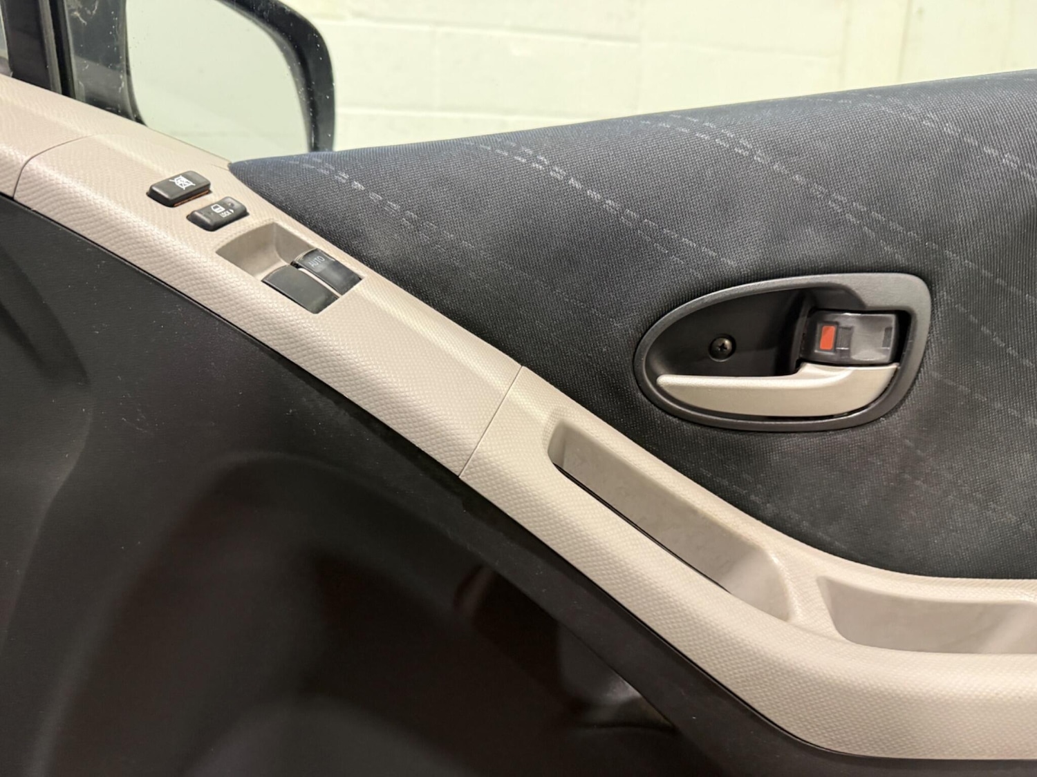 Used Toyota Yaris 2008 for sale - 76727609: Photo 25