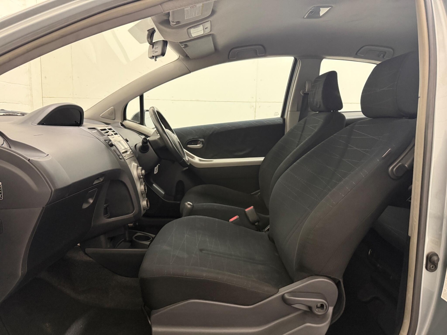 Used Toyota Yaris 2008 for sale - 76727609: Photo 30