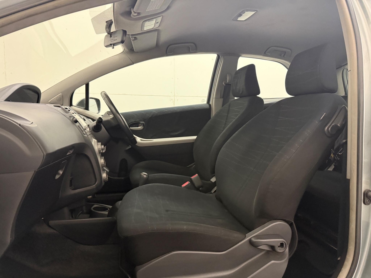 Used Toyota Yaris 2008 for sale - 76727609: Photo 31