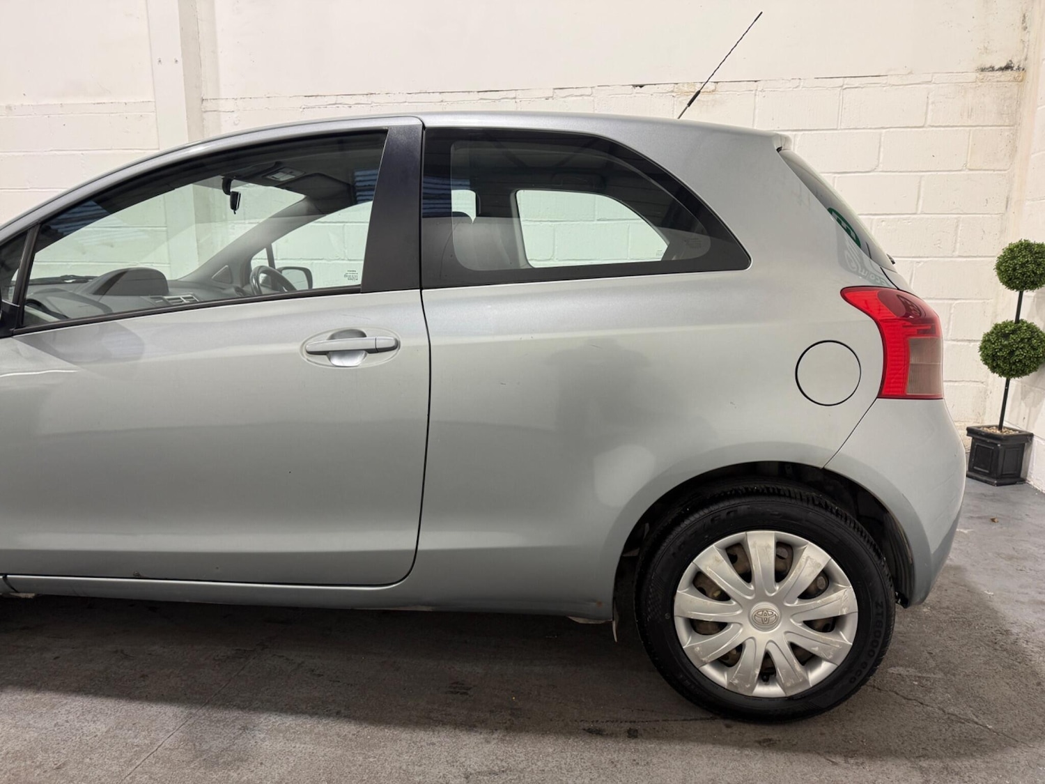 Used Toyota Yaris 2008 for sale - 76727609: Photo 8