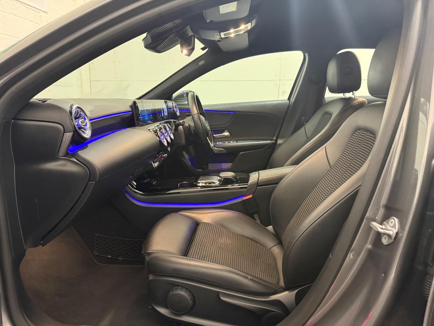 Used Mercedes-Benz A-Class 2018 for sale - 76800959: Photo 35