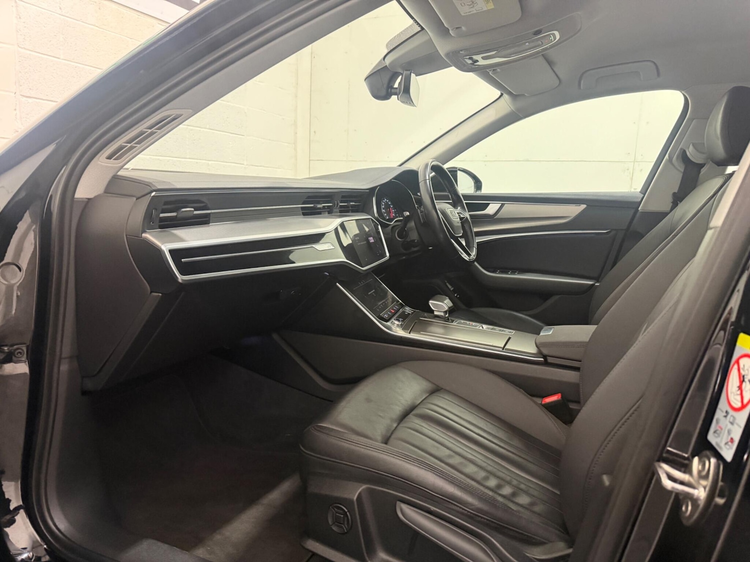 Used Audi A6 Saloon 2019 for sale - 77190765: Photo 44