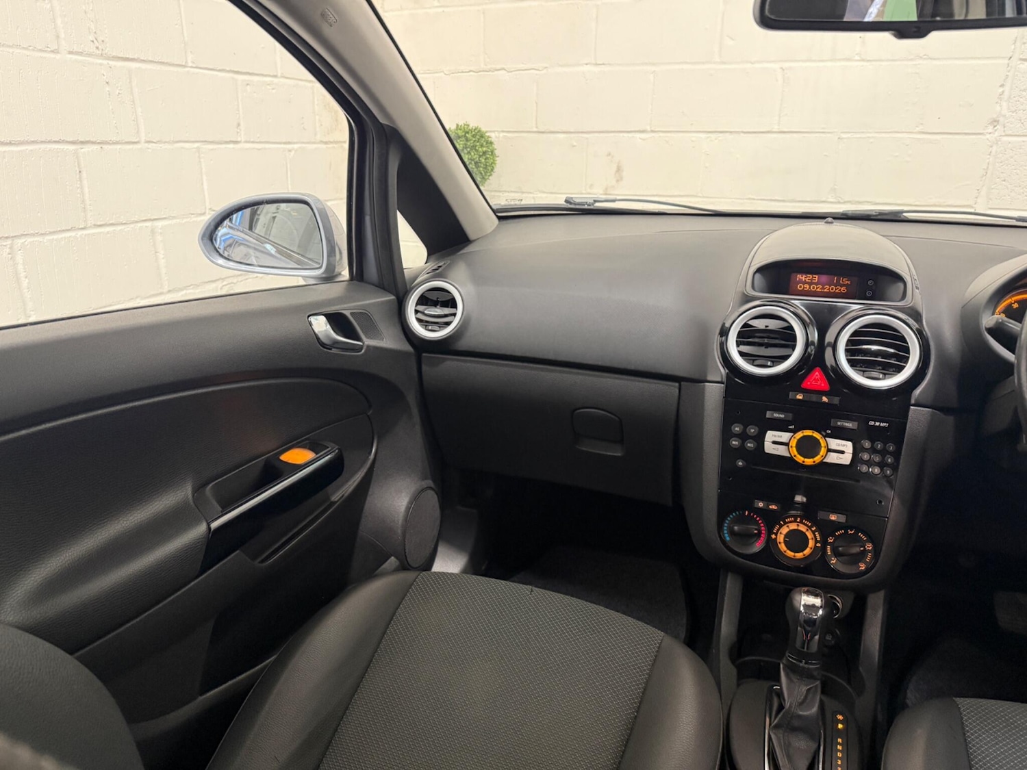 Used Vauxhall Corsa 2008 for sale - 77549297: Photo 37